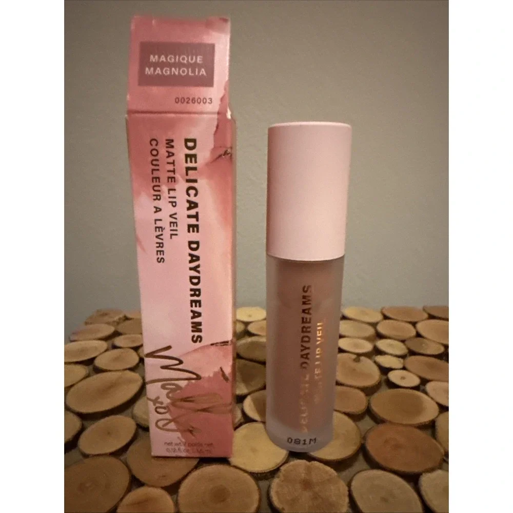 MALLY XO ~ DELICATE DAYDREAMS MATTE‎ LIP VEIL ~ MAGIQUE MAGNOLIA ~ 0.12 OZ